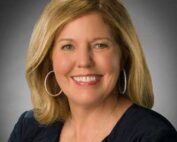 Gina Drosos Signet CEO